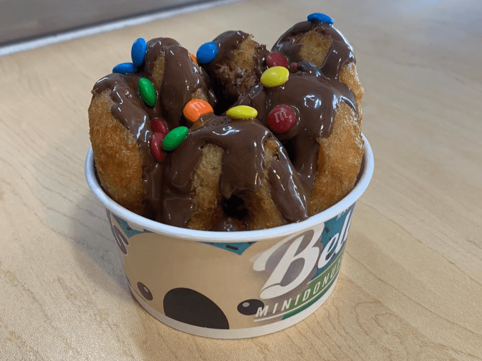 Media Docena de Donas con Nutella y M&M