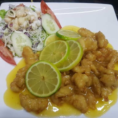 Pollo en Salsa Especial de Limón Semidulce