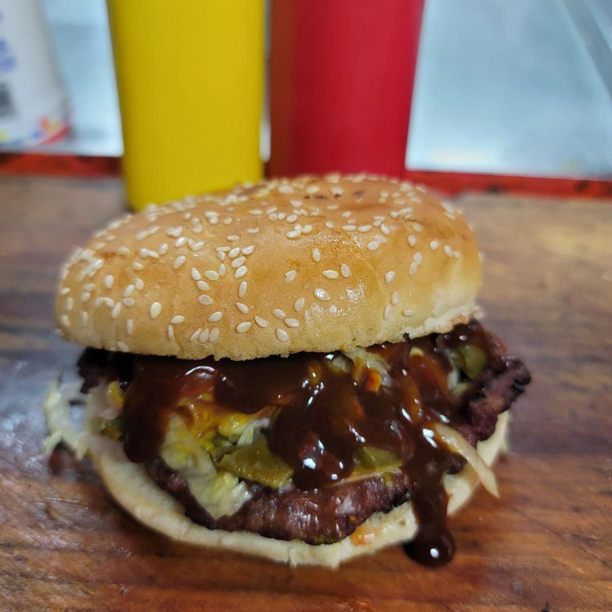 Combo-Hamburguesa a la BBQ + Bebida