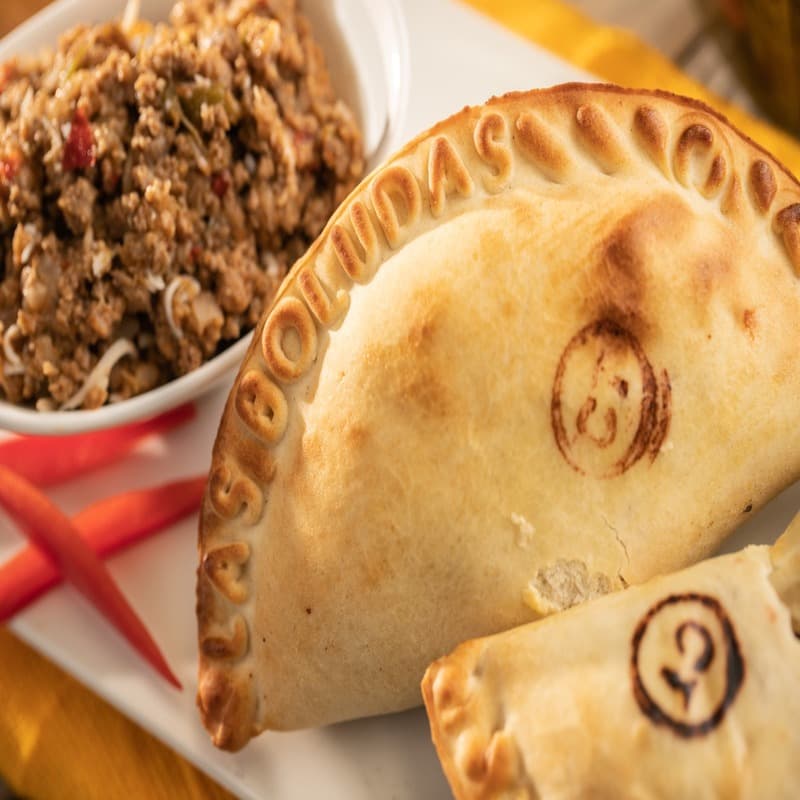 Empanada de Carne Tradicional