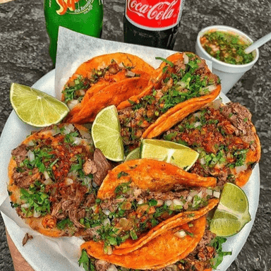 Orden 5 Tacos de Birria + Bebida a elegir