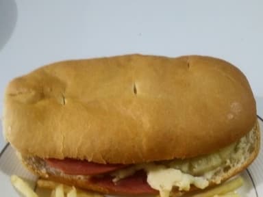 Torta de Pierna de Puerco con Queso Oaxaca
