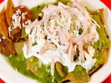Chilaquiles con Pollo