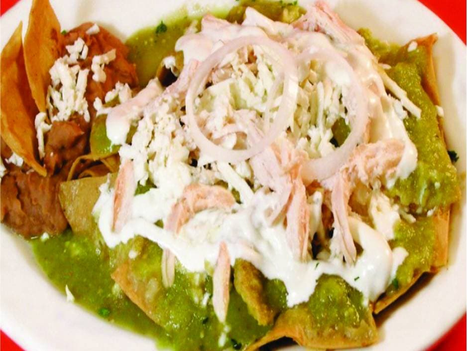 Chilaquiles con Pollo