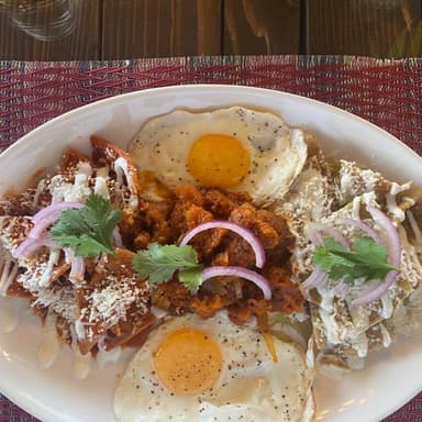 Chilaquiles Divorciados