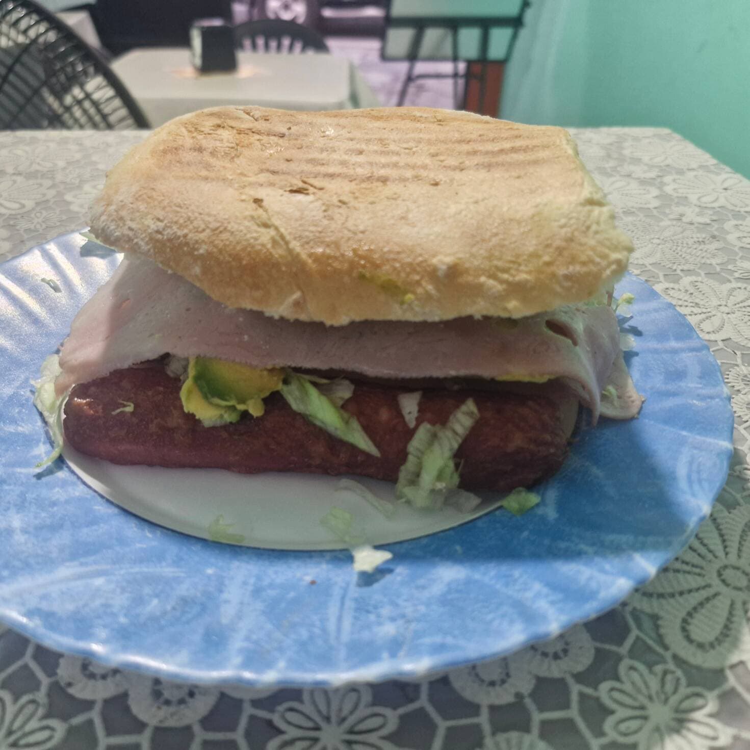 Torta de Panela con Salchicha Frita.