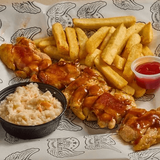 Chuzo de Pollo (Incluye Porcion de Papas)