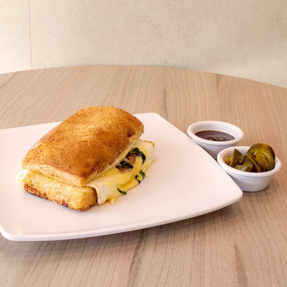 Panini 4 Quesos
