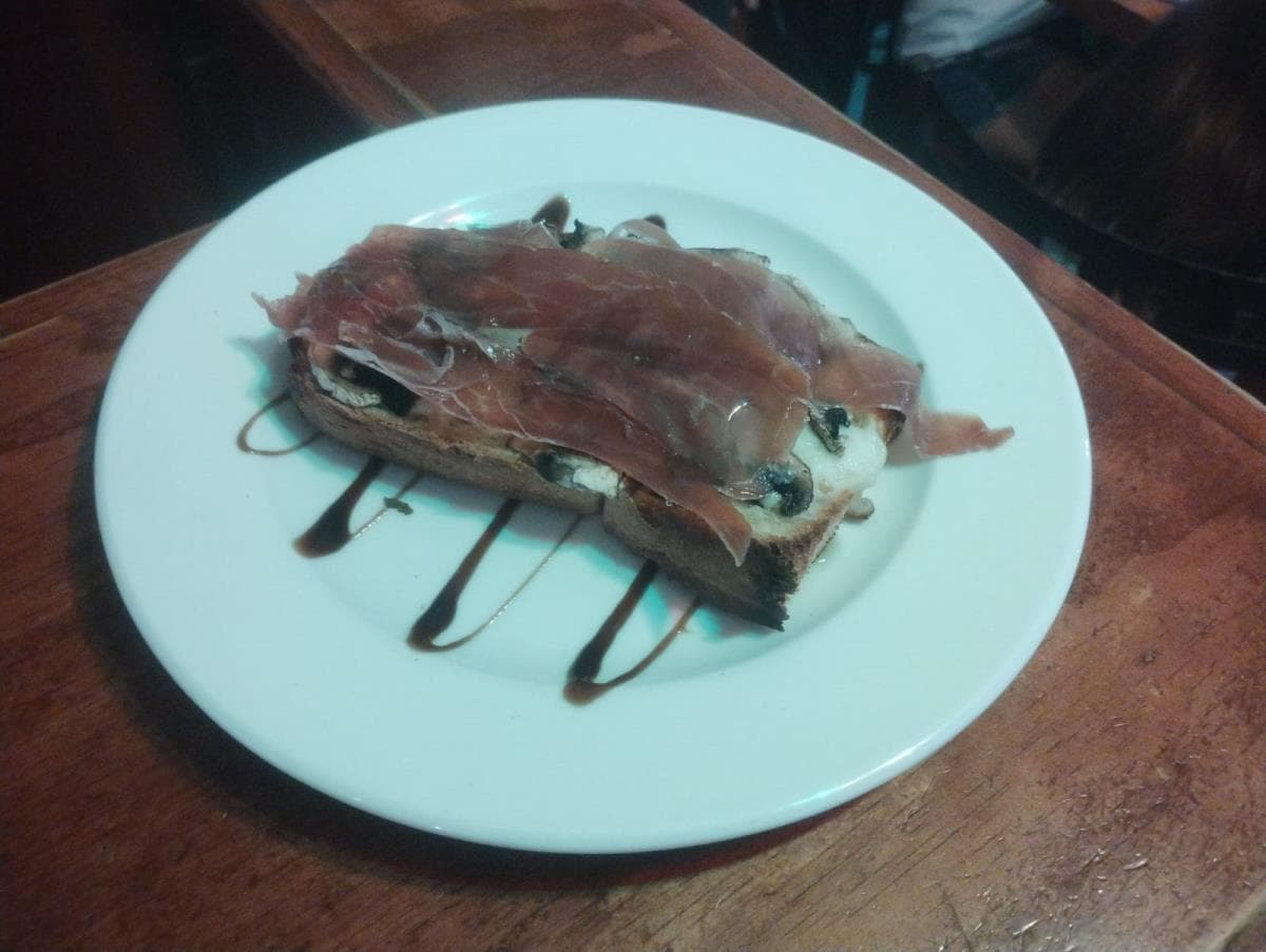 BRUSCHETTA BOSCAIOLA