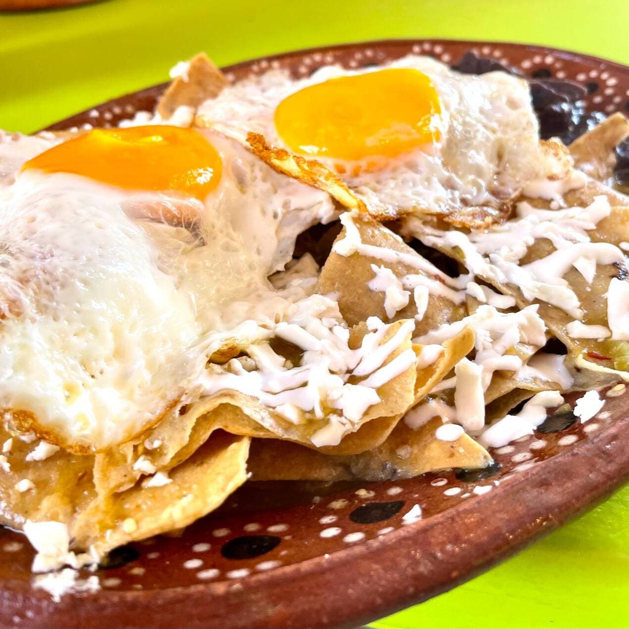Chilaquiles con Huevo