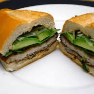 TORTA DE MILANESA + CAFE O AGUA DEL DIA