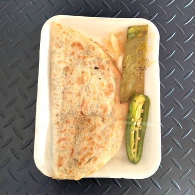 Quesadilla de Harina Sencilla de Carnitas