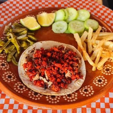 Taco de Bistec con Chorizo Ahumado o Longaniza