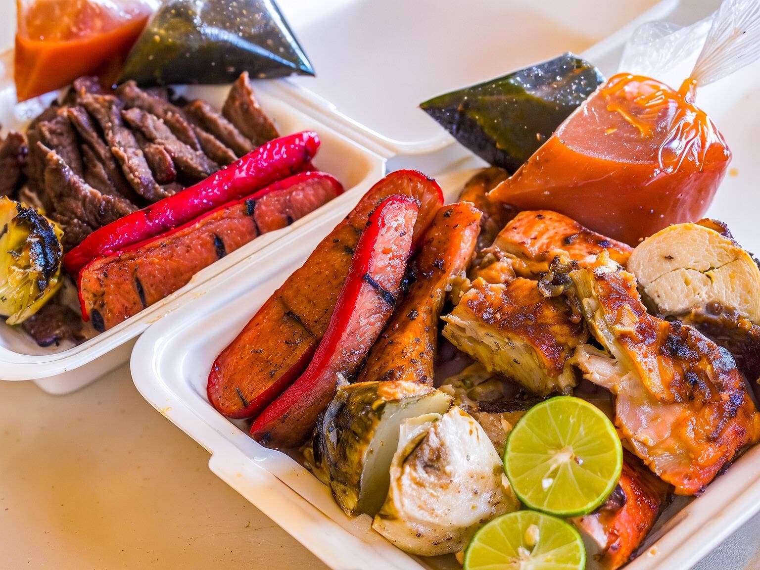 Pollos y Carnes De La Garza