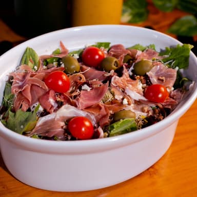 Ensalada con Jamón Serrano