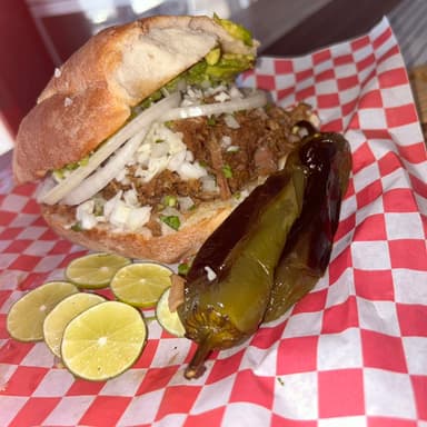 Torta de Carnitas,