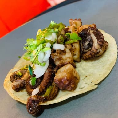 Taco  Pulpo(1 pieza 60gr)