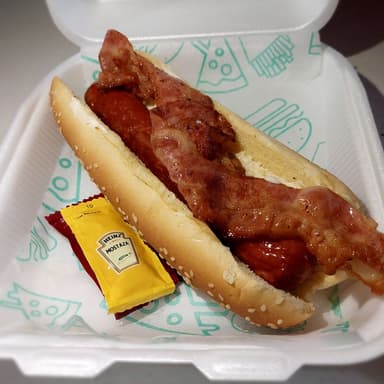 Clásico con Bacon
