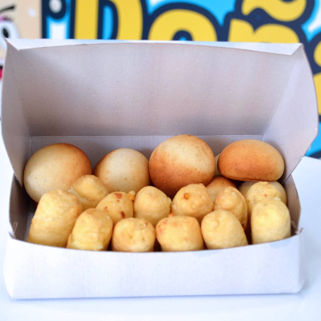12 Pandebonos Más 12 Deditos