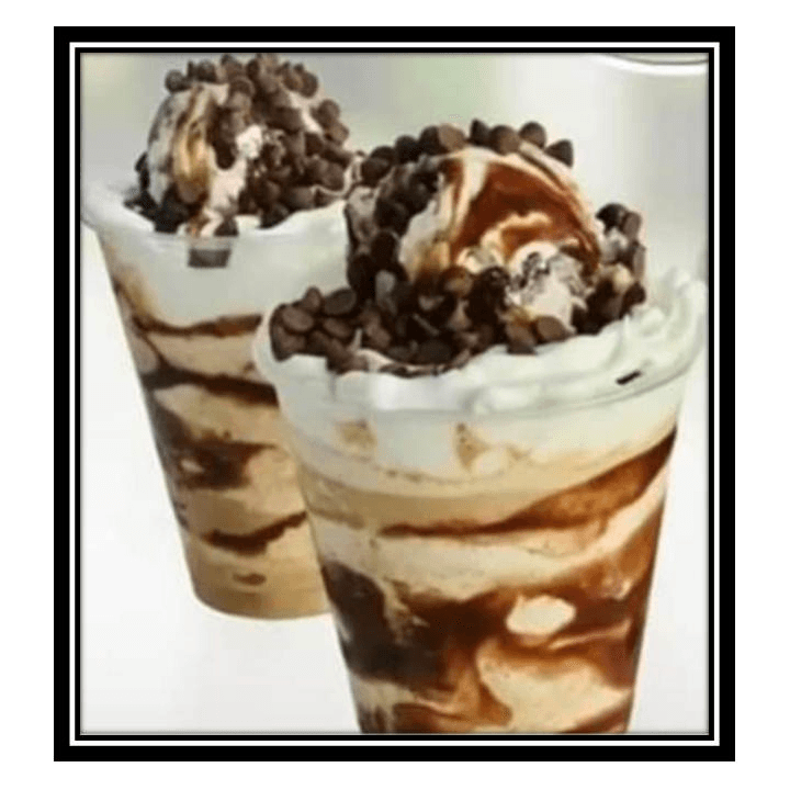Doble malteada (arequipe y chocolate).