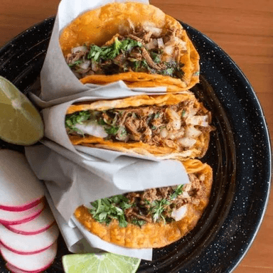 Combo 1 - 3 Tacos + 1 Consome chico + Agua Fresca