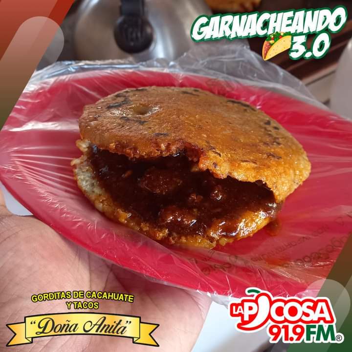 GORDITA DE CACAHUATE