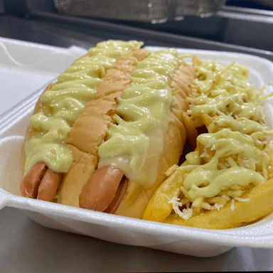 2 X 1 Perros Gemelos Gratinados + 2 Papás 😋