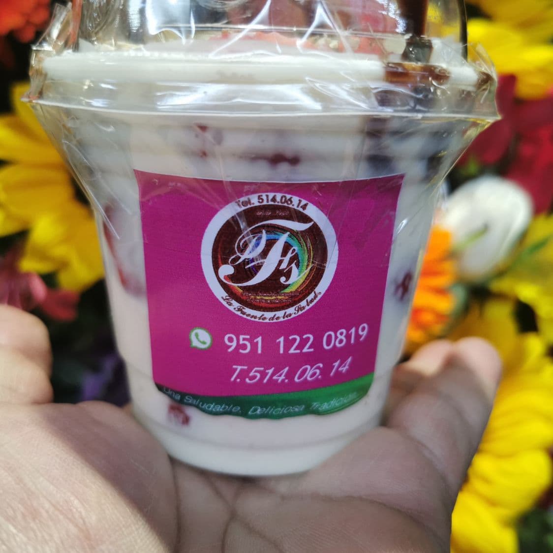 Yogurt escolar natural artesanal sabor a elegir