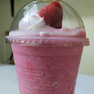 Malteada de fresa con plátano súper cremosita
