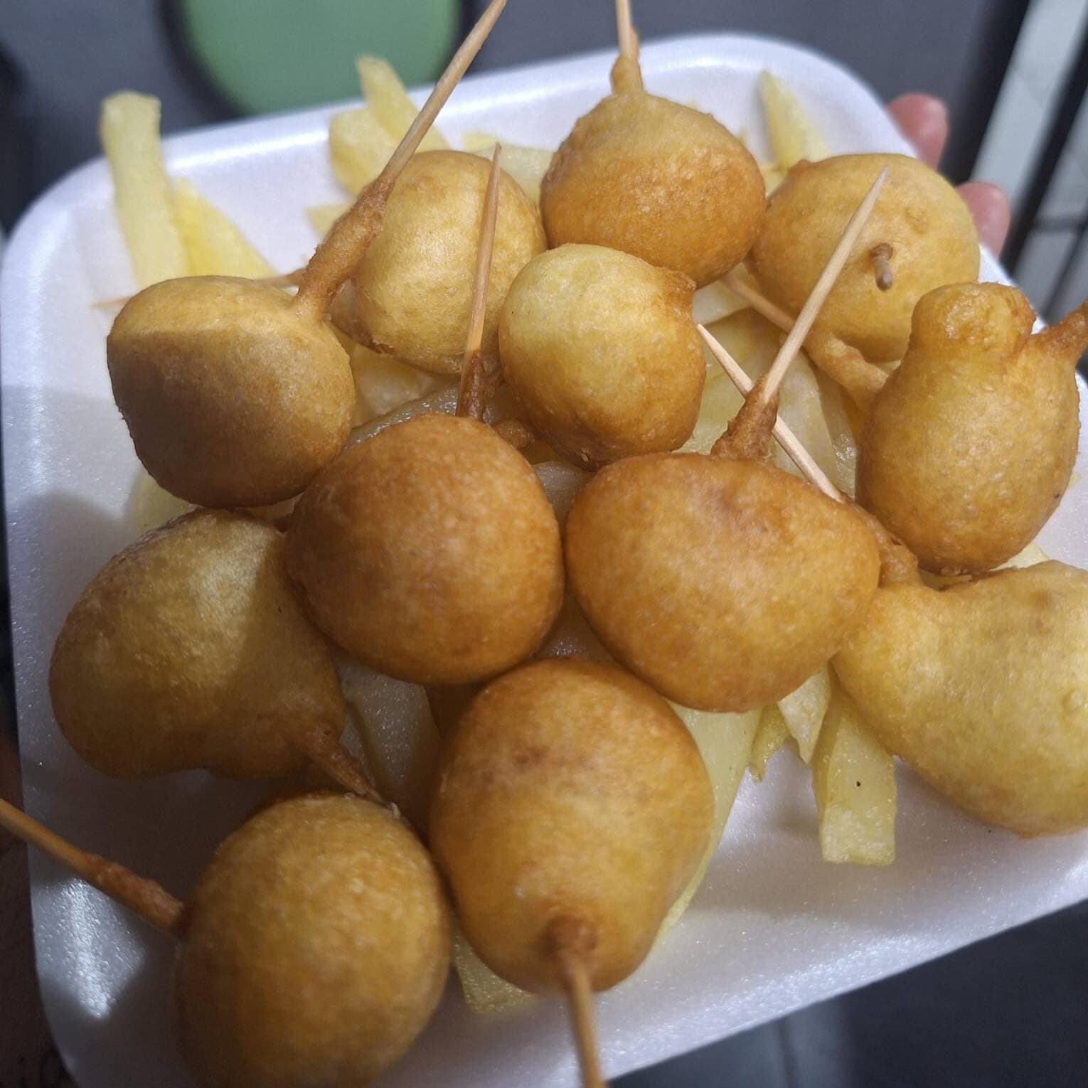 Salchibolas