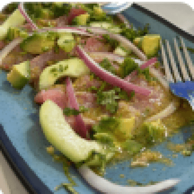 Tiradito de Callo de Hacha