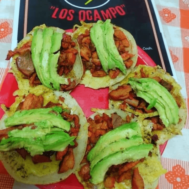 5 Tacos con Aguacate