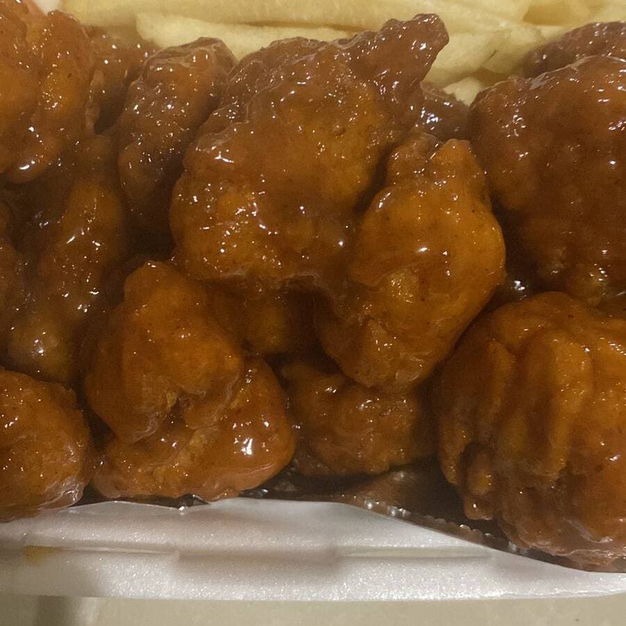 Orden de 12 Boneless + Papas