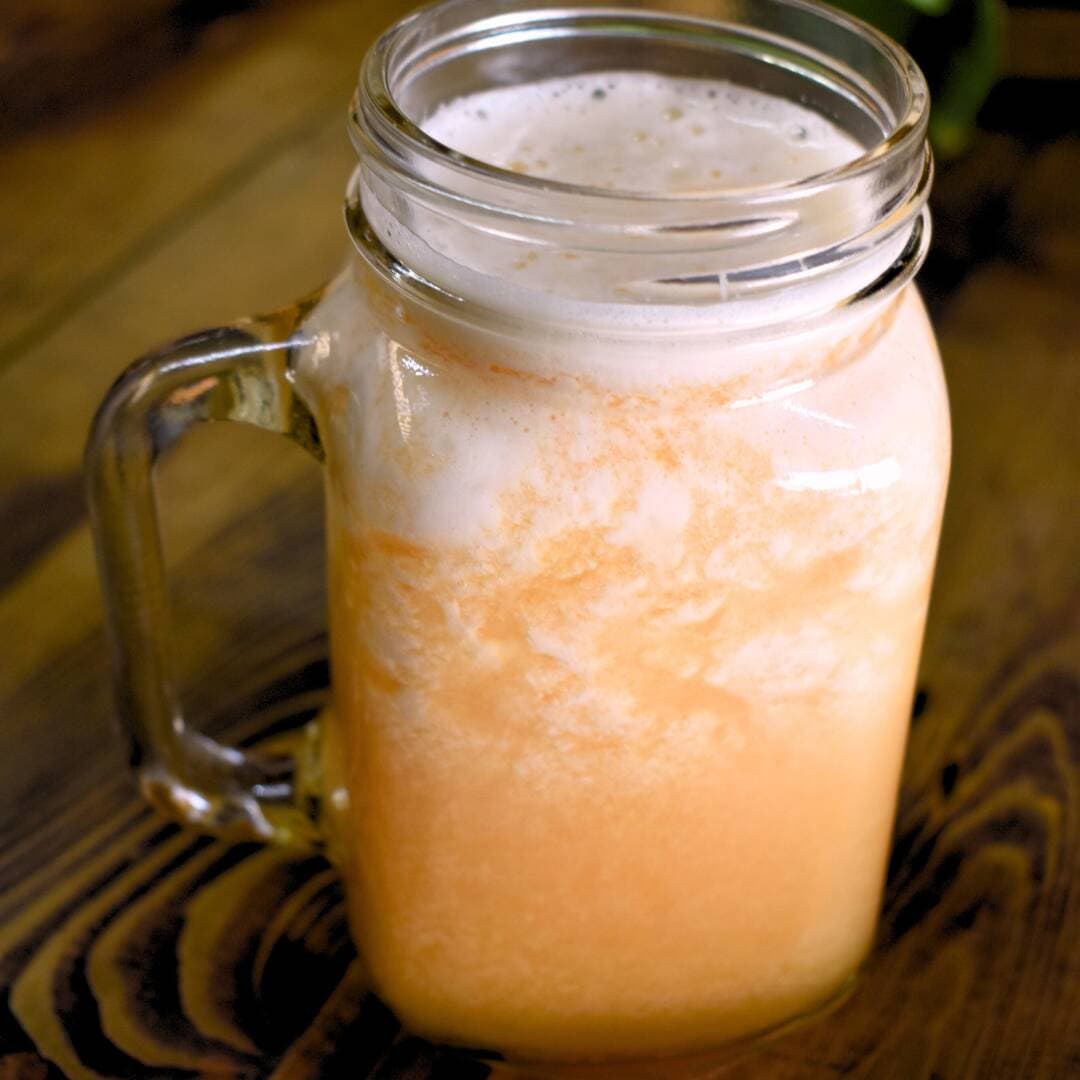 Agua de Fruta Fresca a Elegir