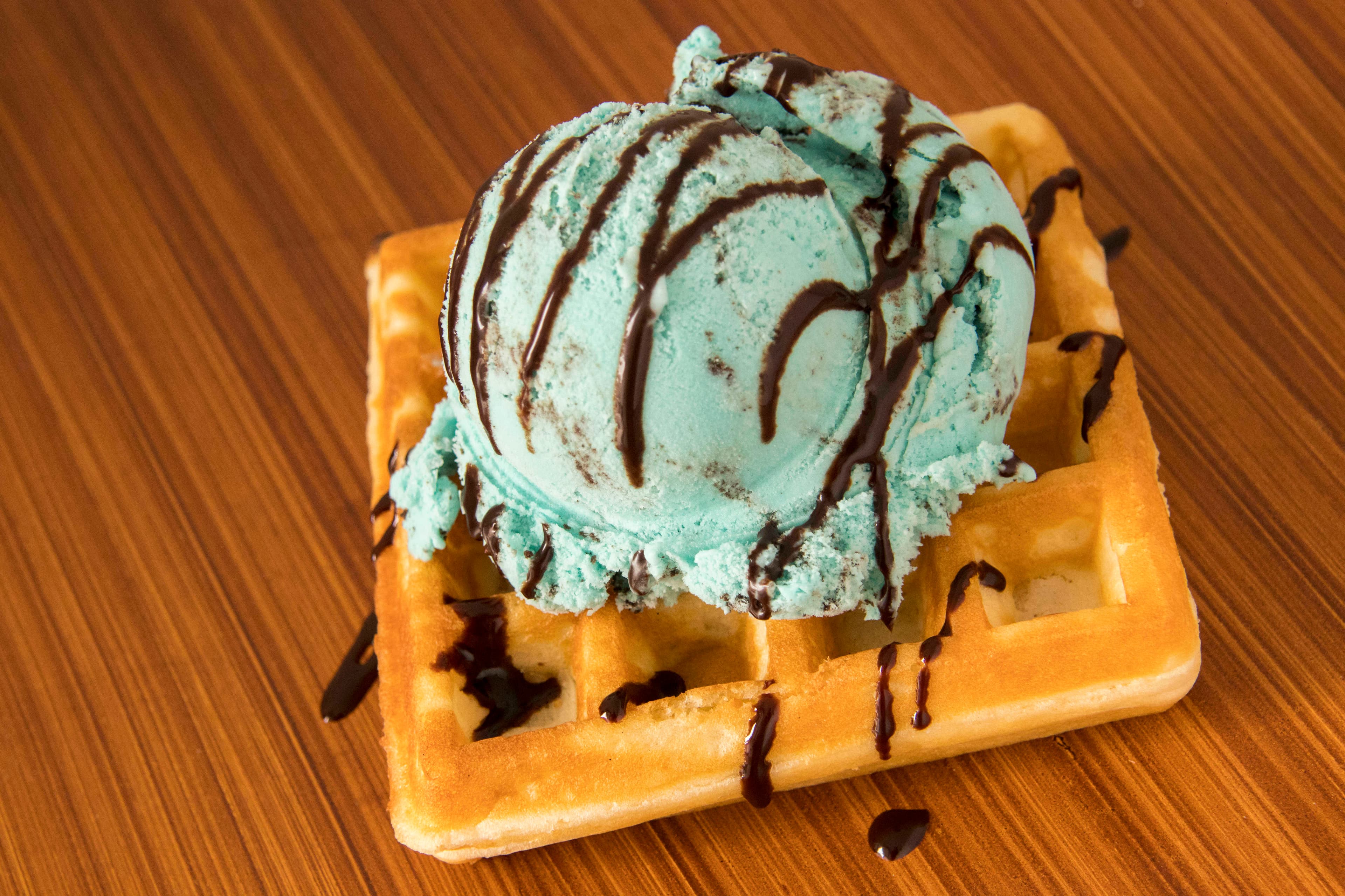 Waffle con Helado