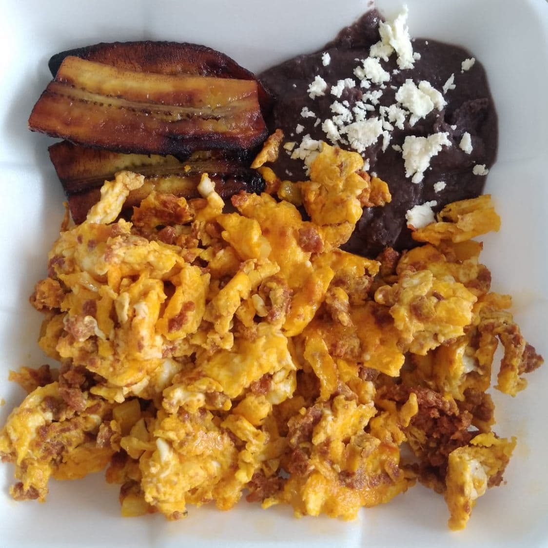 Huevo con Chorizo