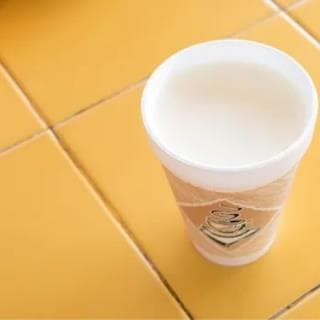 LECHE