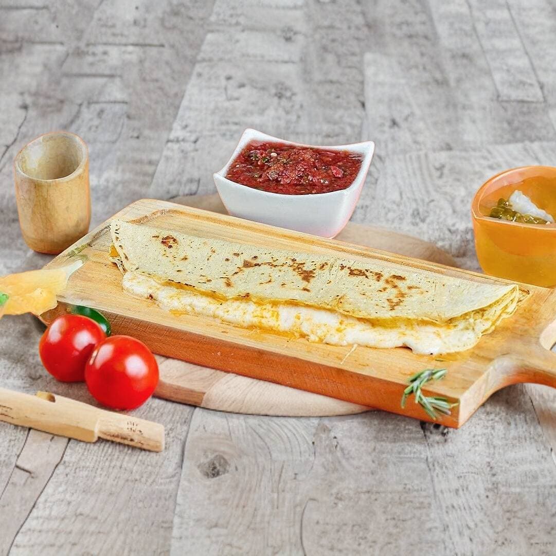 Quesadilla Gigante
