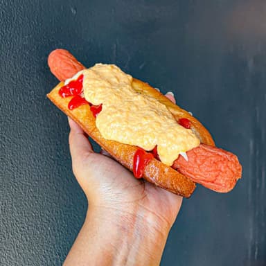 Hot Dog 5 Quesos