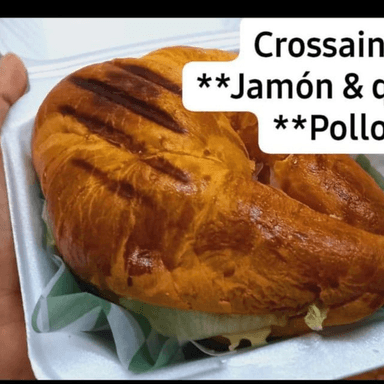 Croissant de Pollo