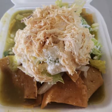 Chilaquiles con Pollo
