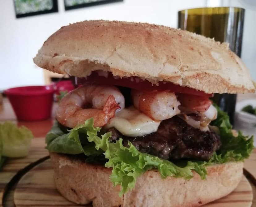 Munch Burger House