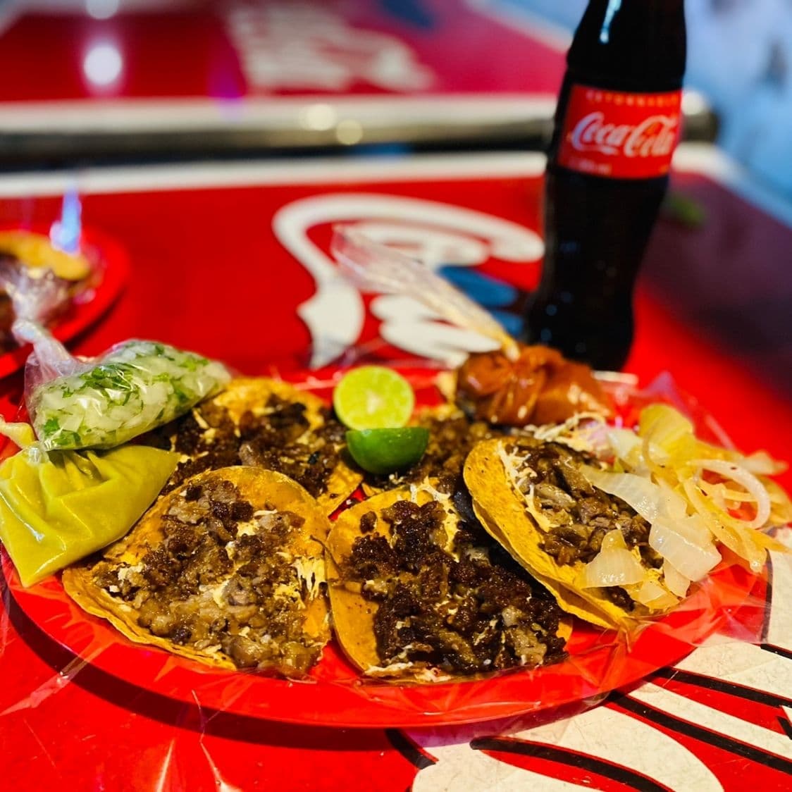 Tacos de Bistec con Queso