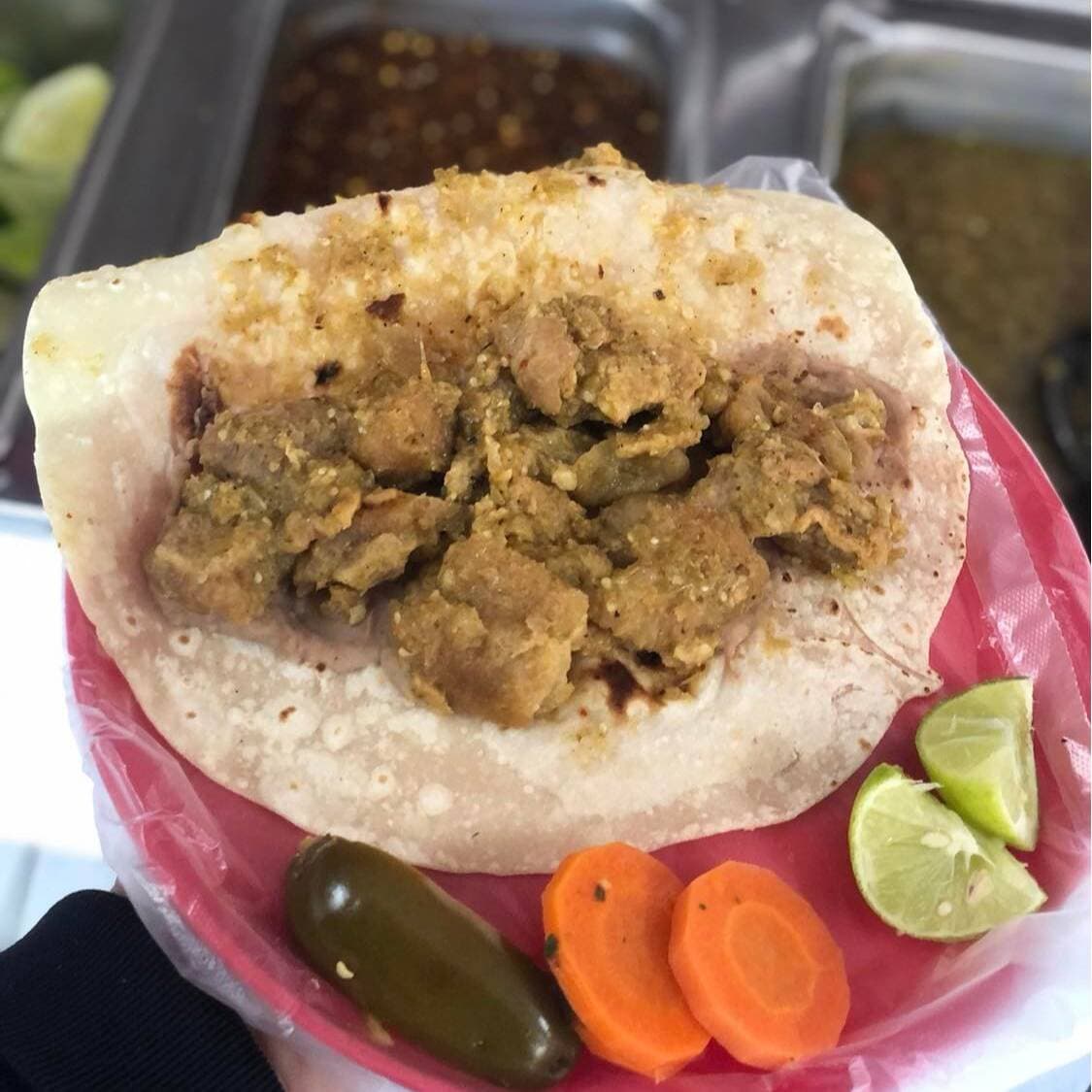 Taco de Chicharrón en Salsa Verde