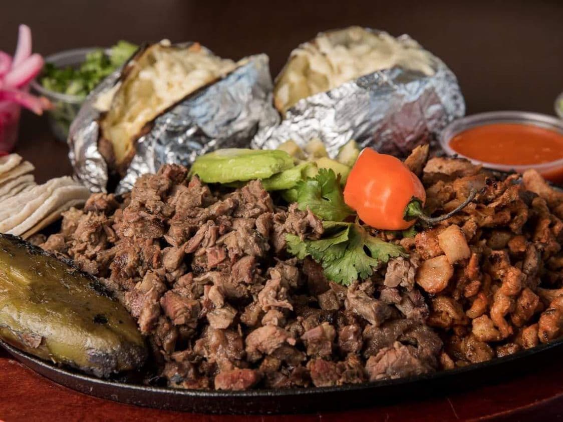 Parrillada Mixta Asada, Pastor o Fajitas de Pollo