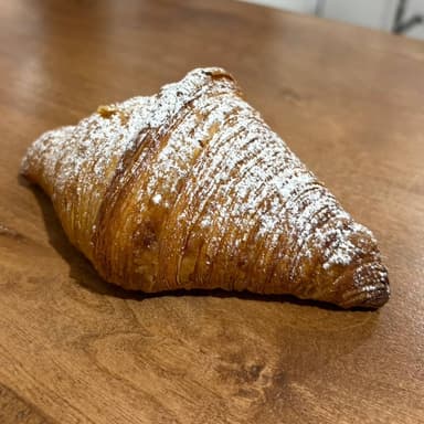 Croissant de Crema Pastelera