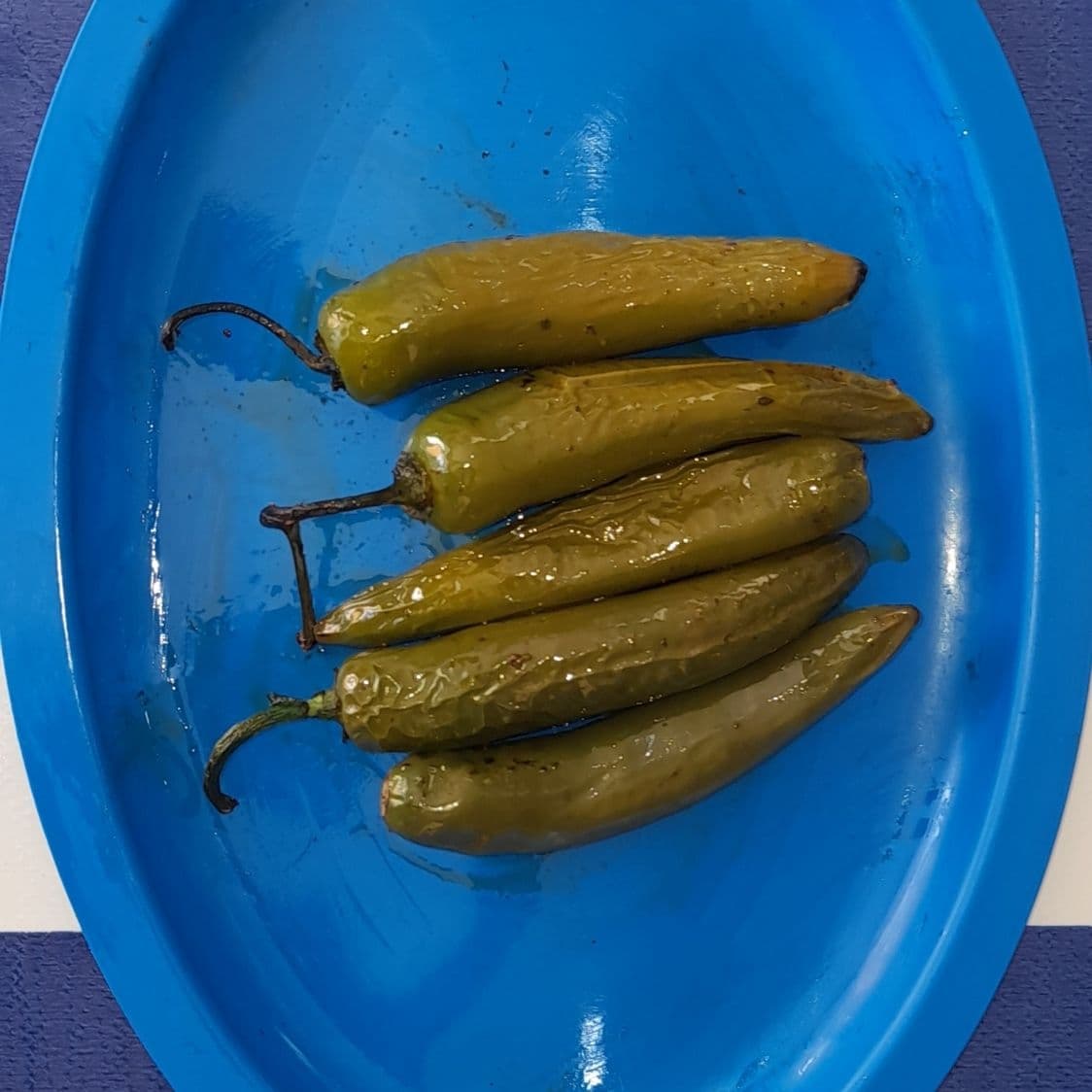 Orden Extra de Chiles Rostizados 5 Piezas