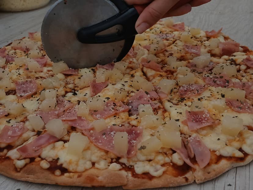 WYVERNS PIZZA