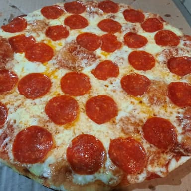 Pizza pepperoni 14"