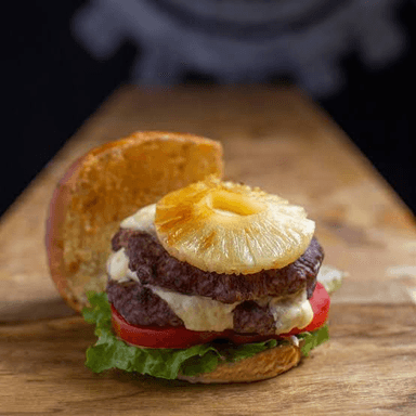 Hamburguesa Hawaiana + Papas